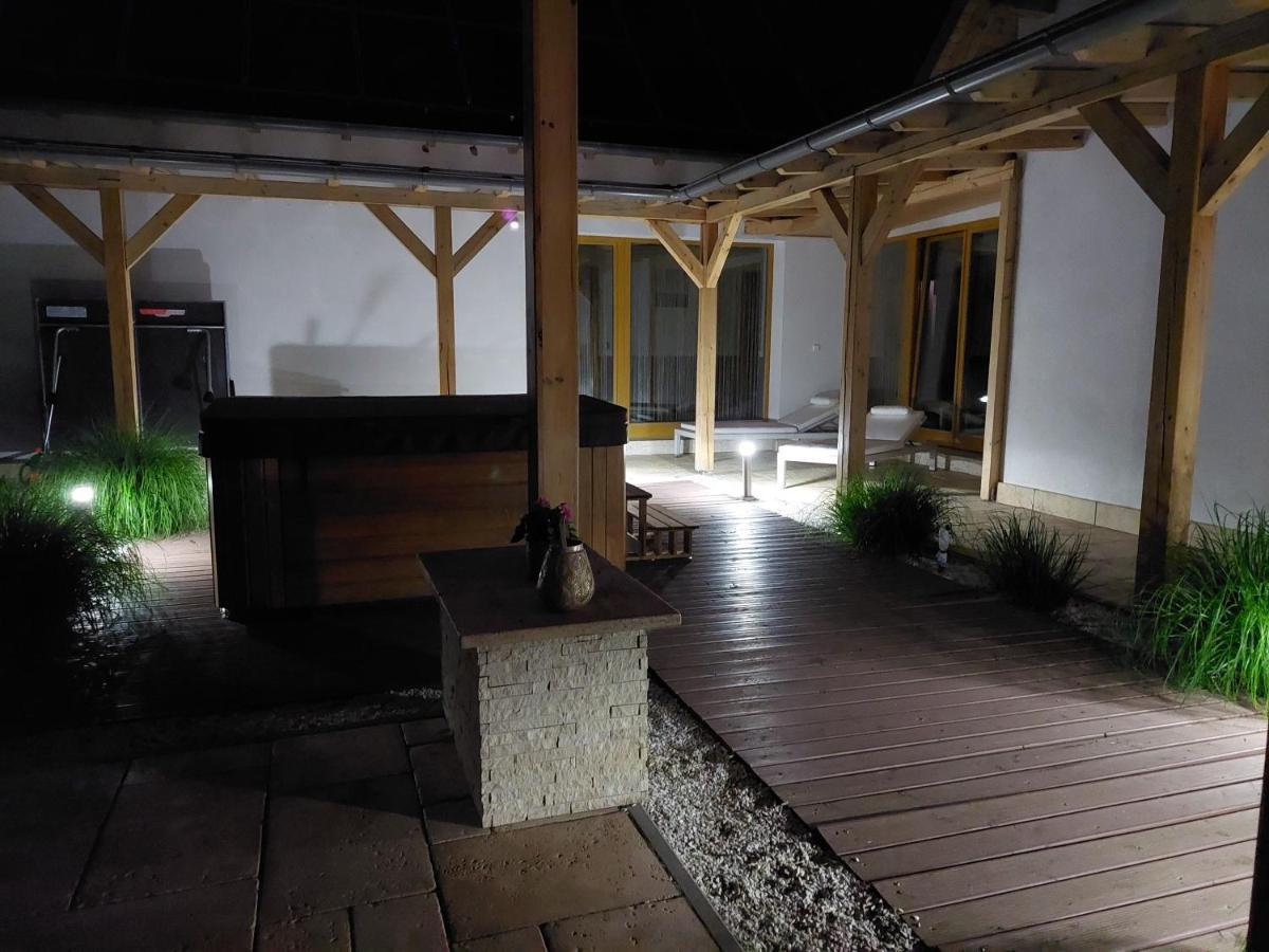 Villa Quality Wellness Dozmat Buitenkant foto